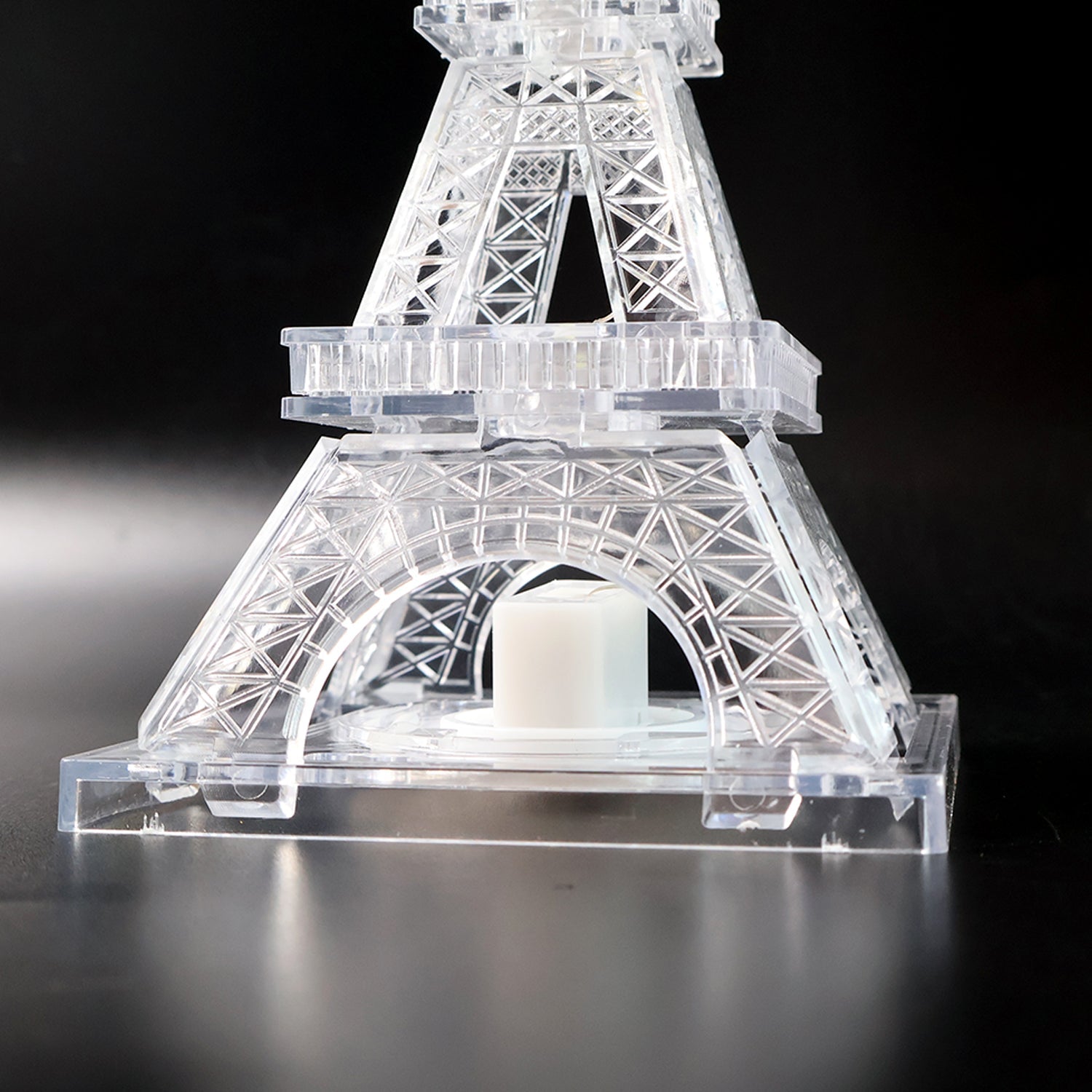 LED Eiffel Tower Decorative Night Light (1 Pc) LED Eiffel Tower Decorative Night Light (1 Pc)